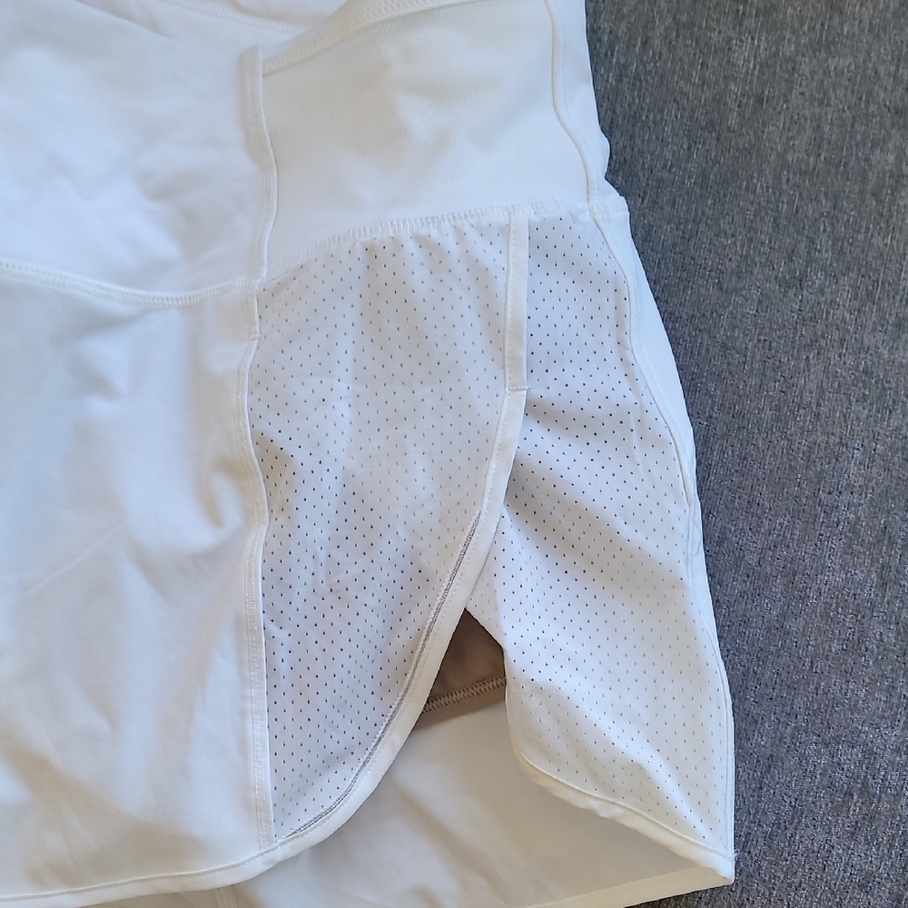 Lululemon Athletica White Athletic Shorts with Layered Design - Picture 2 of 4
